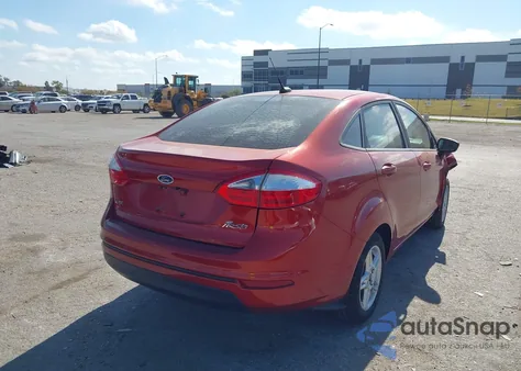 2018 Ford Fiesta Se из США, поврежденный, VIN 3FADP4BJ1JM104740